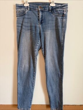 New York & Company SoHo Women’s Light Blue Skinny Jeans